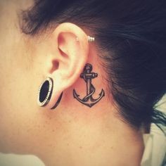 Les 50 plus beaux tatouages derrière l'oreille 49