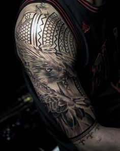 Les 100 plus beaux tatouages viking 58