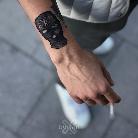56 top idées de tatouages poignet 6 56 top idées de tatouages poignet 6