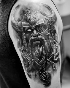 Les 100 plus beaux tatouages viking 78