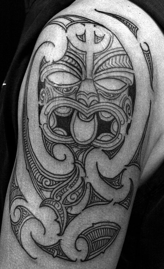 100 top idées de tatouages maori pour s'inspirer 89
