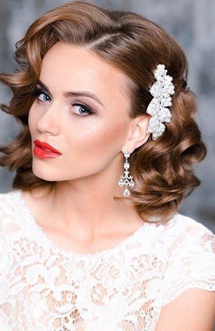 42 Coiffures de mariage pour cheveux mi-longs 13