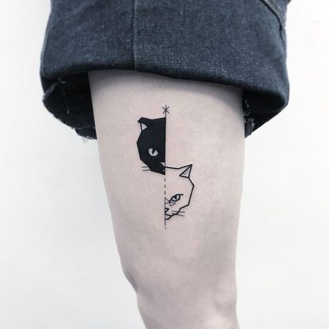 27 top idées de tatouages chat noir pour s'inspirer 13