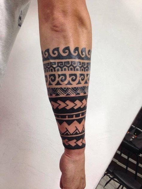 49 top idées de tatouages maori avant bras 13