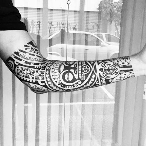 49 top idées de tatouages maori avant bras 14