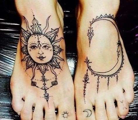 33 top idées de tatouages lune & soleil 15