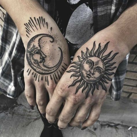 33 top idées de tatouages lune & soleil 19