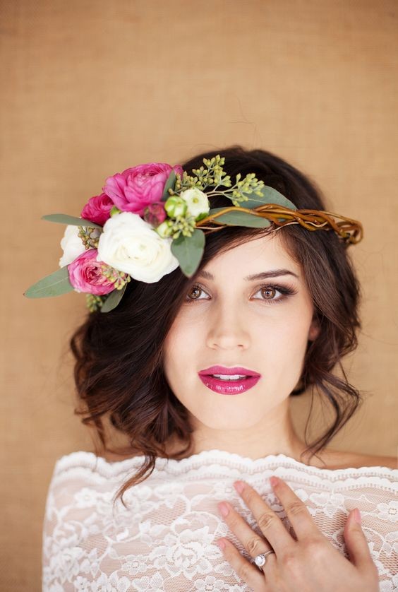 33 Coiffures de mariage bohèmes pour cheveux mi longs 25 33 Coiffures de mariage bohèmes pour cheveux mi longs 25