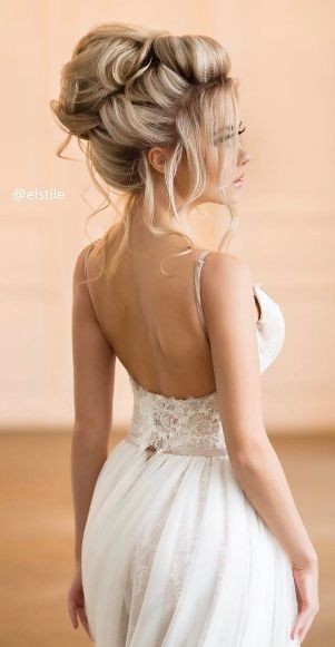 42 Coiffures de mariage pour cheveux mi-longs 25