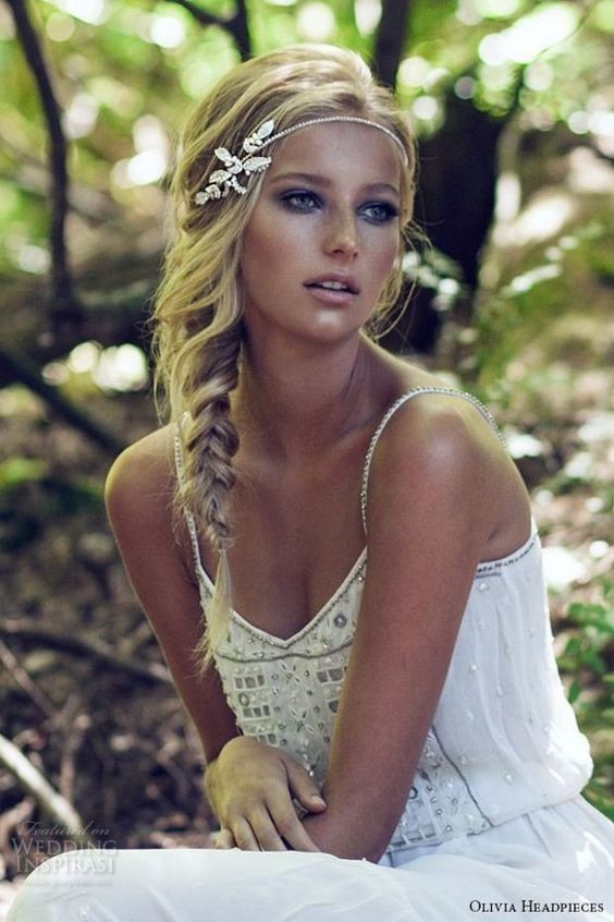 33 Coiffures de mariage bohèmes pour cheveux mi longs 27 33 Coiffures de mariage bohèmes pour cheveux mi longs 27