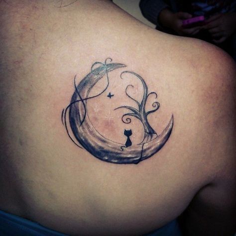 32 top idées de tatouages lune celtique pour s'inspirer 30