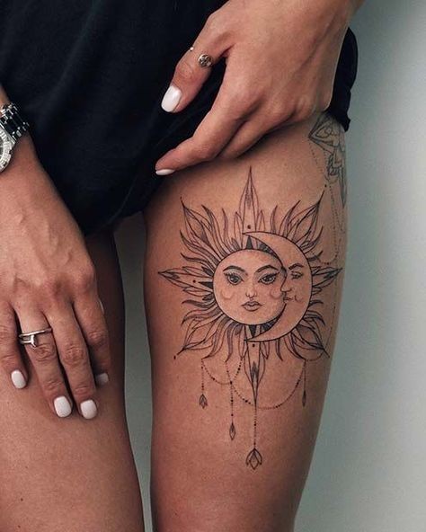 33 top idées de tatouages lune & soleil 32