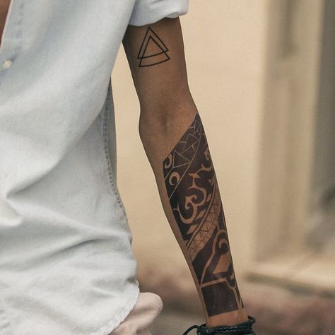 49 top idées de tatouages maori avant bras 32