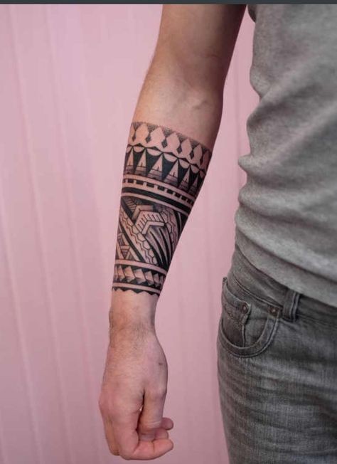 48 top idées de tatouages maori homme 32