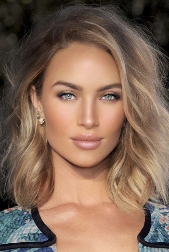 42 Coiffures de mariage pour cheveux mi-longs 35 42 Coiffures de mariage pour cheveux mi-longs 35