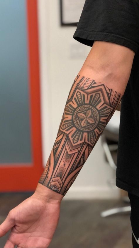 49 top idées de tatouages maori avant bras 37