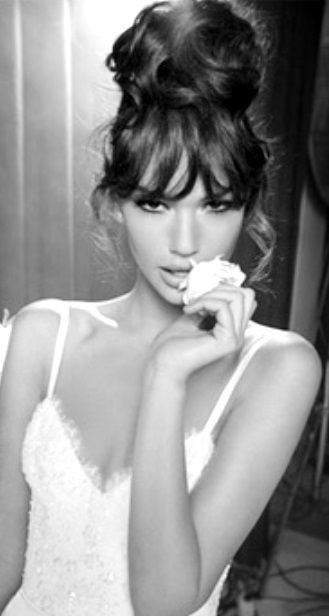 42 Coiffures de mariage pour cheveux mi-longs 39 42 Coiffures de mariage pour cheveux mi-longs 39