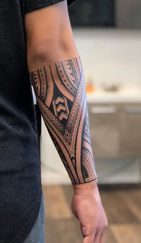 49 top idées de tatouages maori avant bras 38