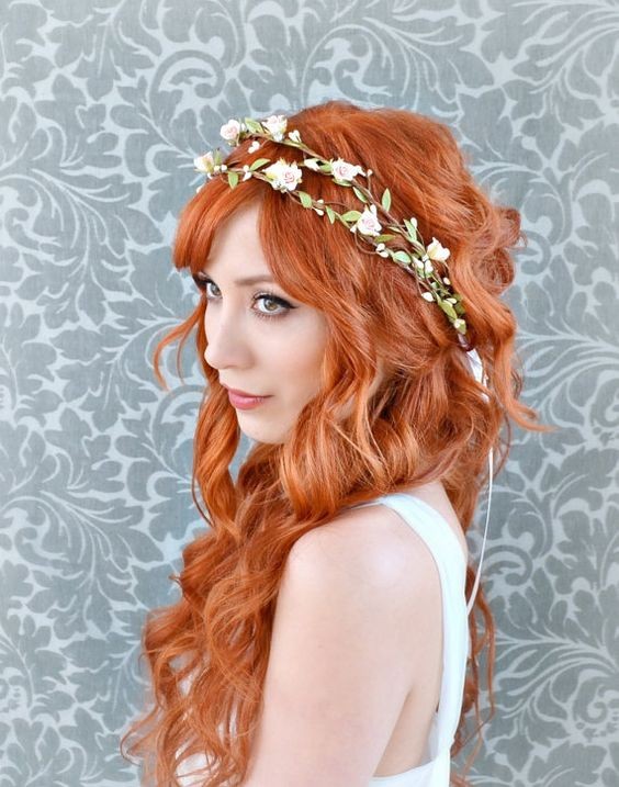 33 Coiffures de mariage bohèmes pour cheveux mi longs 5