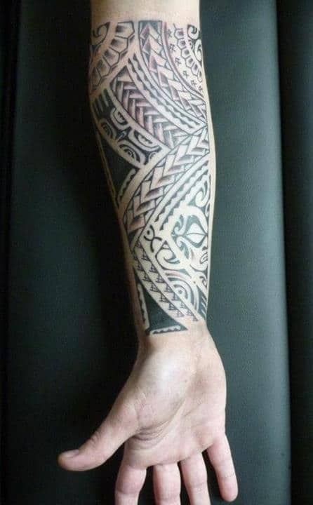 49 top idées de tatouages maori avant bras 8