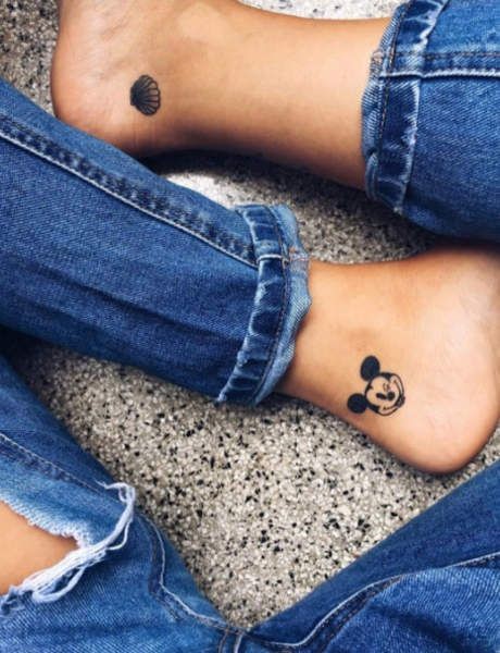100 idées de tatouages cheville pour femme 14