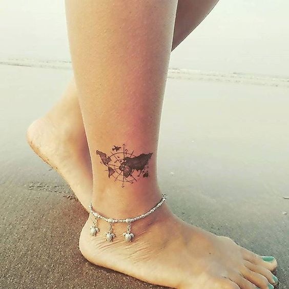 100 idées de tatouages cheville pour femme 76