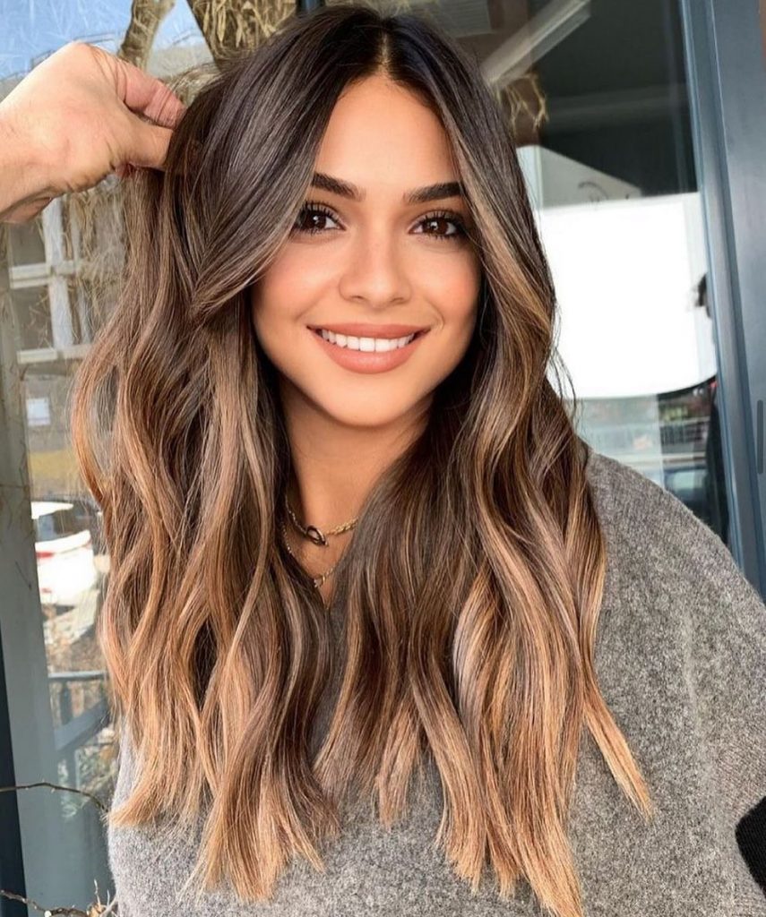 Les 50 plus belles idées de balayage caramel 17