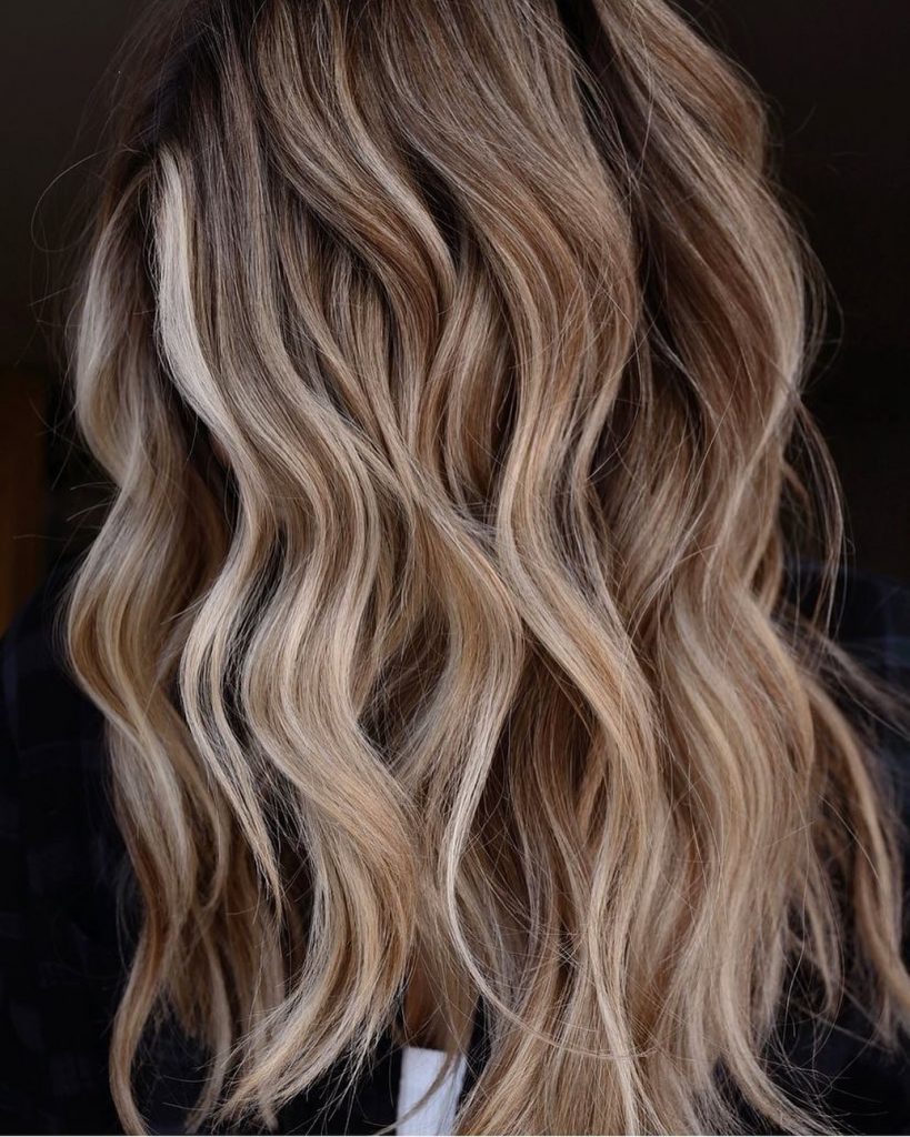 Les 50 plus belles idées de balayage caramel 32