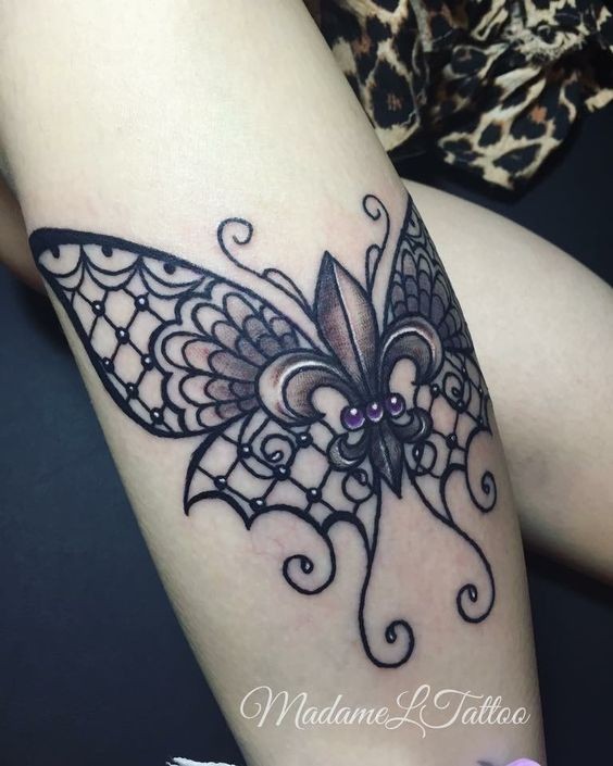 50 top idées de tatouage fleur de lys + significations. 1