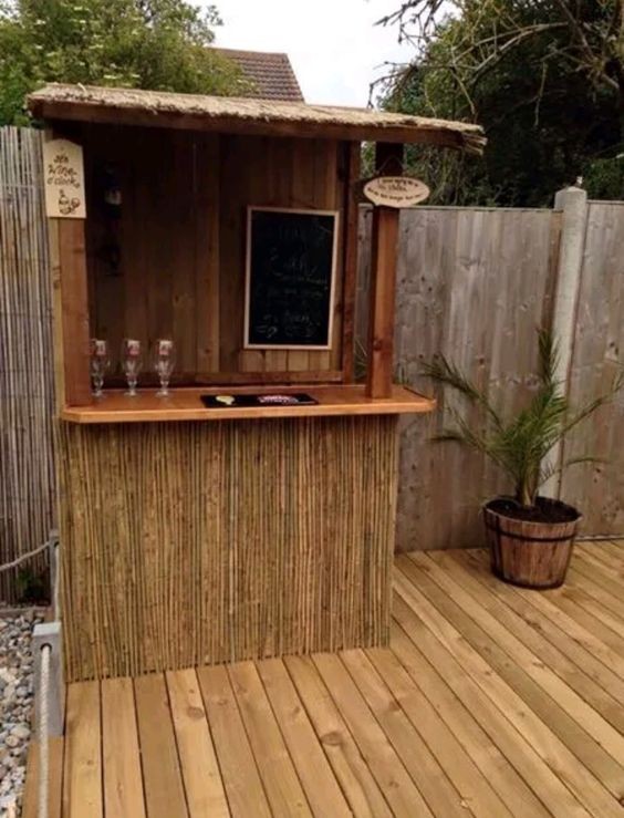 33 idées de bars de jardin pour rendre vos repas inoubliables 17