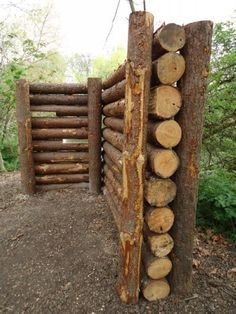 29 idées avec des bûches d'arbres à faire soi-même pour votre jardin 26