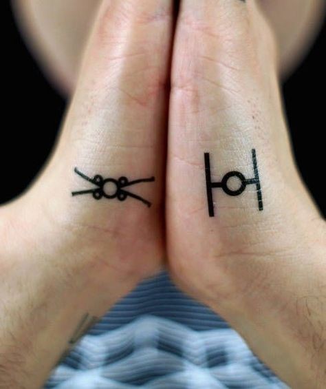 100 top idées de petits tatouages discrets & minimalistes 65