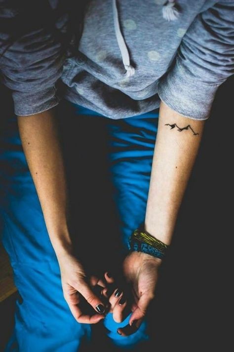 100 top idées de petits tatouages discrets & minimalistes 80