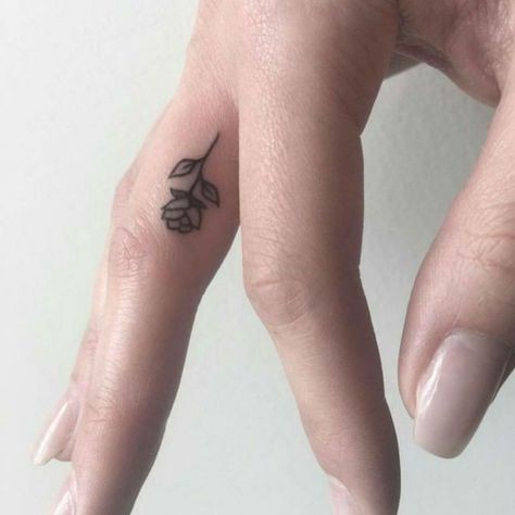 100 top idées de petits tatouages discrets & minimalistes 95