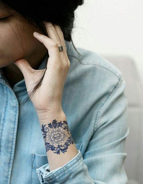 52 petits tatouages femme qui font de l'effet 45