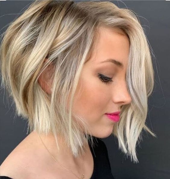 27 coupes de cheveux tendance été 2022 pour femmes blondes 18