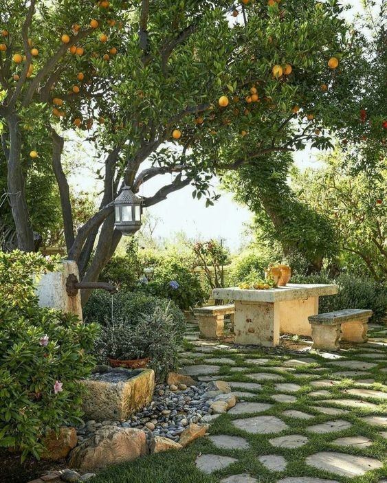 34 exemples de déco de petits jardins réussies 10