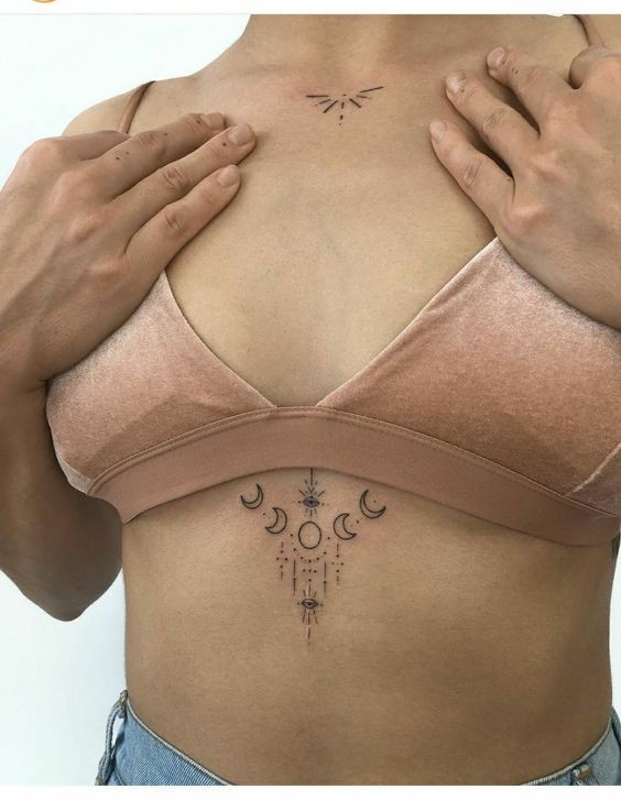 Les 100 plus belles idées de tatouages minimalistes pour femmes 31