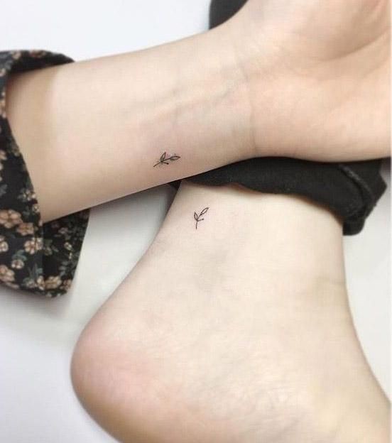 Les 100 plus belles idées de tatouages minimalistes pour femmes 67