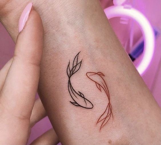 Les 100 plus belles idées de tatouages minimalistes pour femmes 80