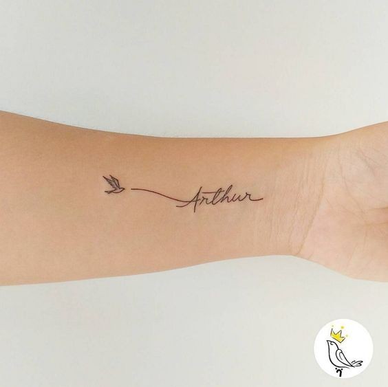 Les 100 plus belles idées de tatouages minimalistes pour femmes 99