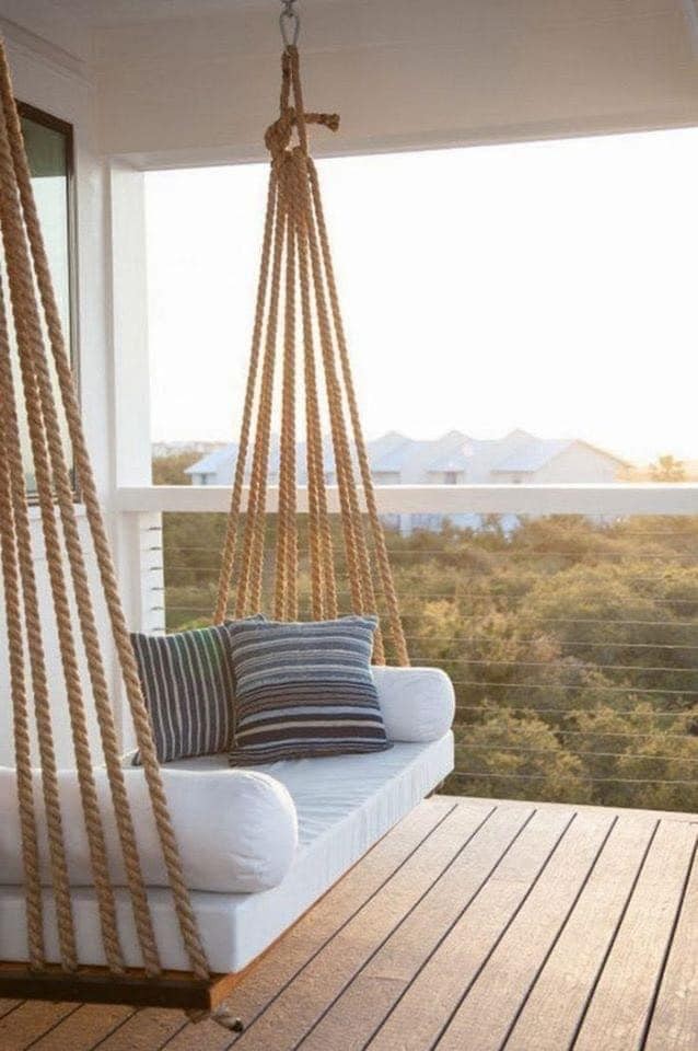 15 meubles suspendus pour décorer votre maison avec style 12