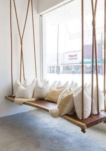 15 meubles suspendus pour décorer votre maison avec style 15