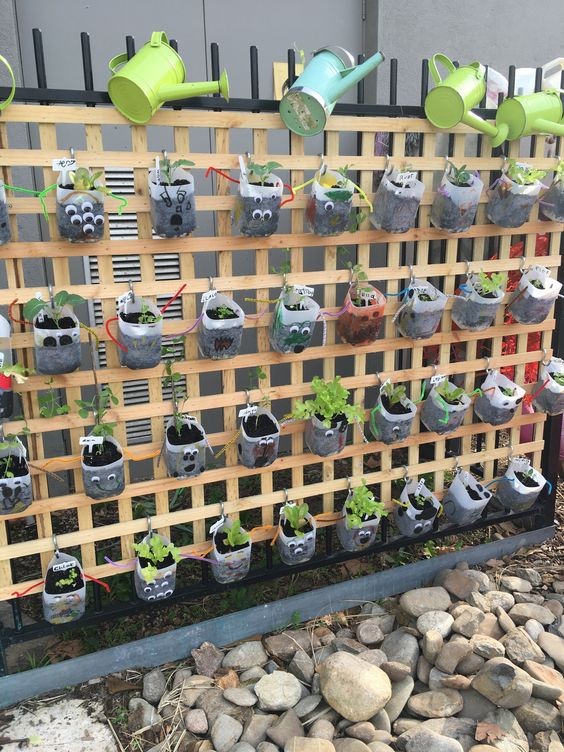 15 idées pour jardiner dans des bouteilles en plastique 5