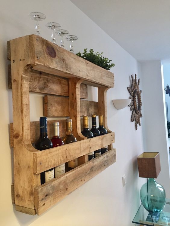 17 idées pour faire un minibar mural avec du bois 2