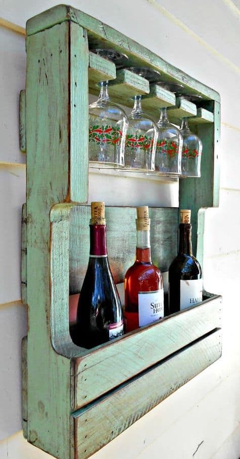 17 idées pour faire un minibar mural avec du bois 14