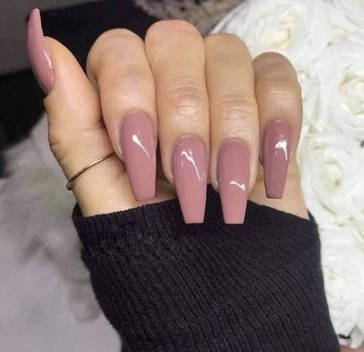 19 idées d'ongles dans les tons rose bonbon 4 19 idées d'ongles dans les tons rose bonbon 4