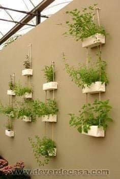 20 idées d'étagères murales pour plantes à faire soi-même 2