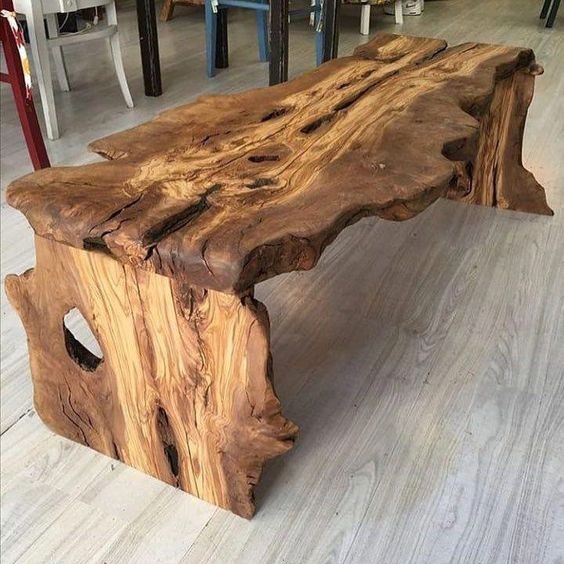 33 idées de bancs, tables & chaises en bois brut 26