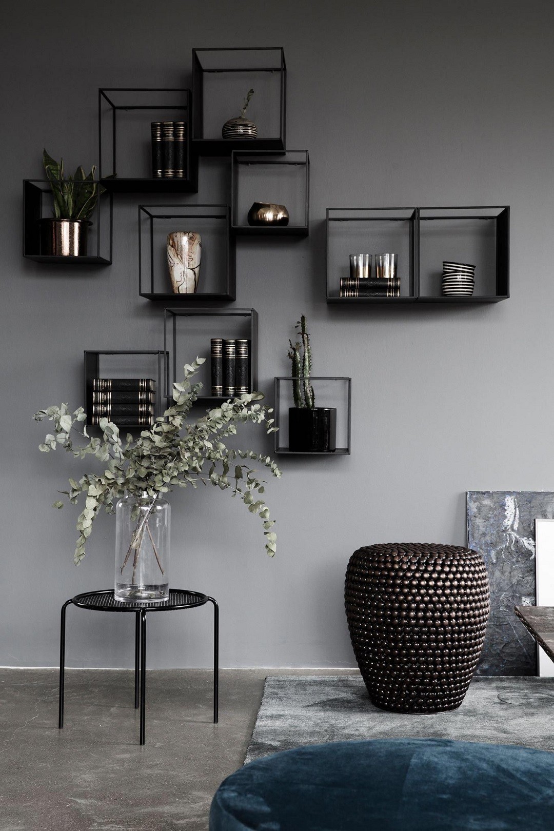 37 idées pour décorer vos intérieurs avec des murs gris 7